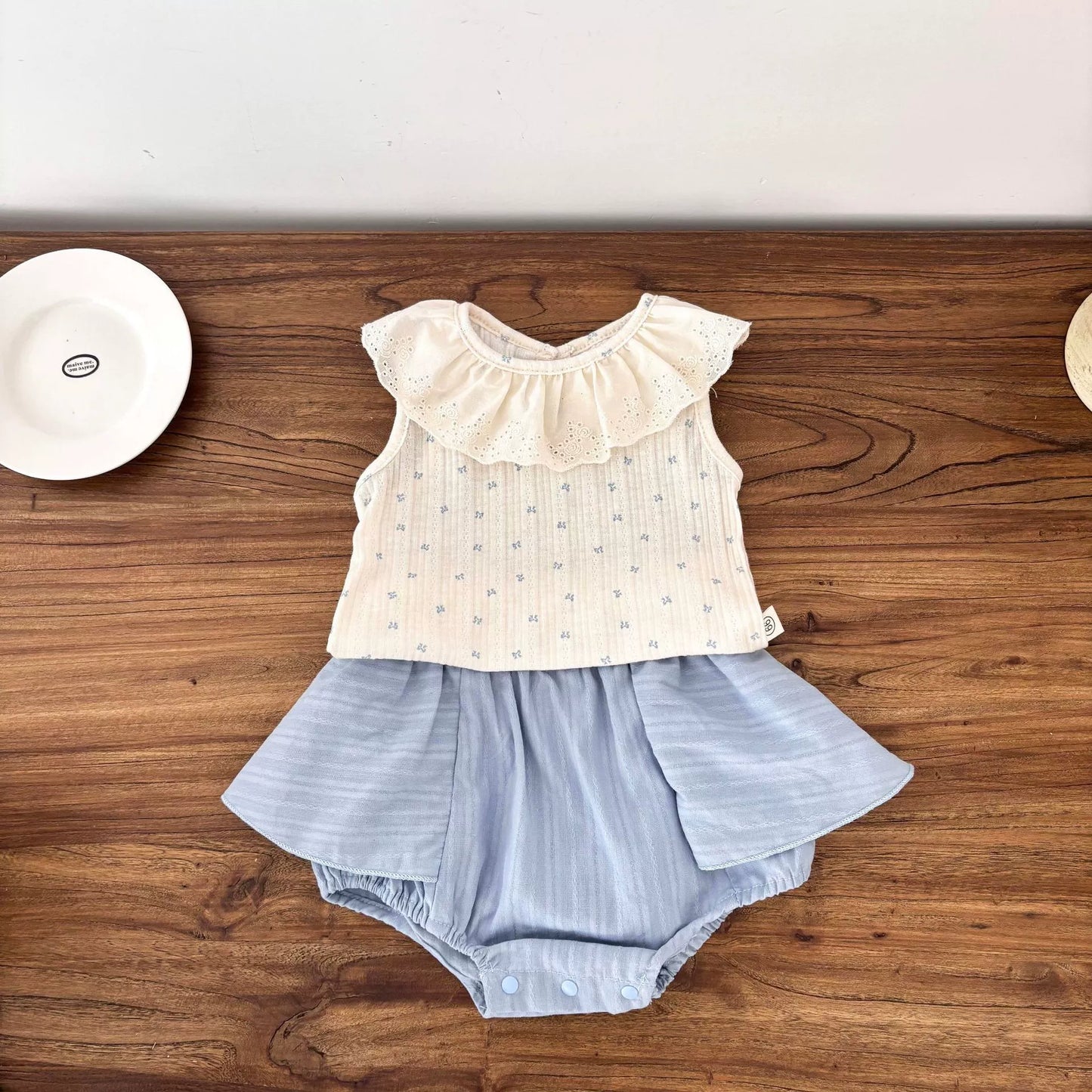 Summer Hot Selling Baby Kids Girls Sleeveless Butterfly-bows Pattern Vest and Bloomers Clothing Set-1