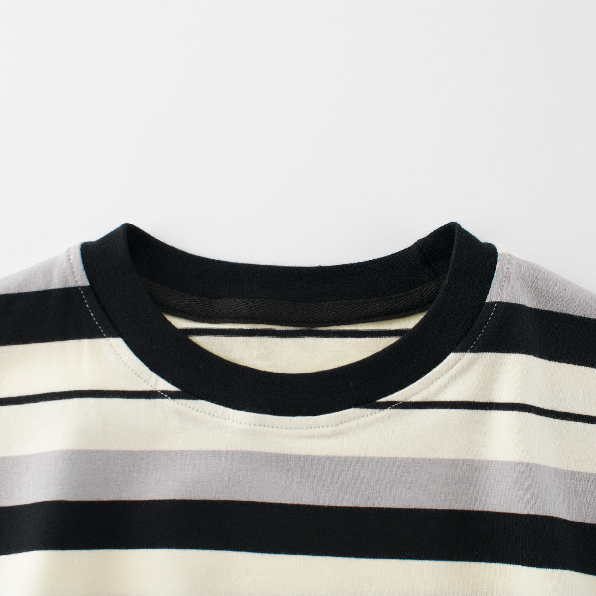 Summer Arrival Kids’ Striped Pattern T-shirt in European and American Style-2