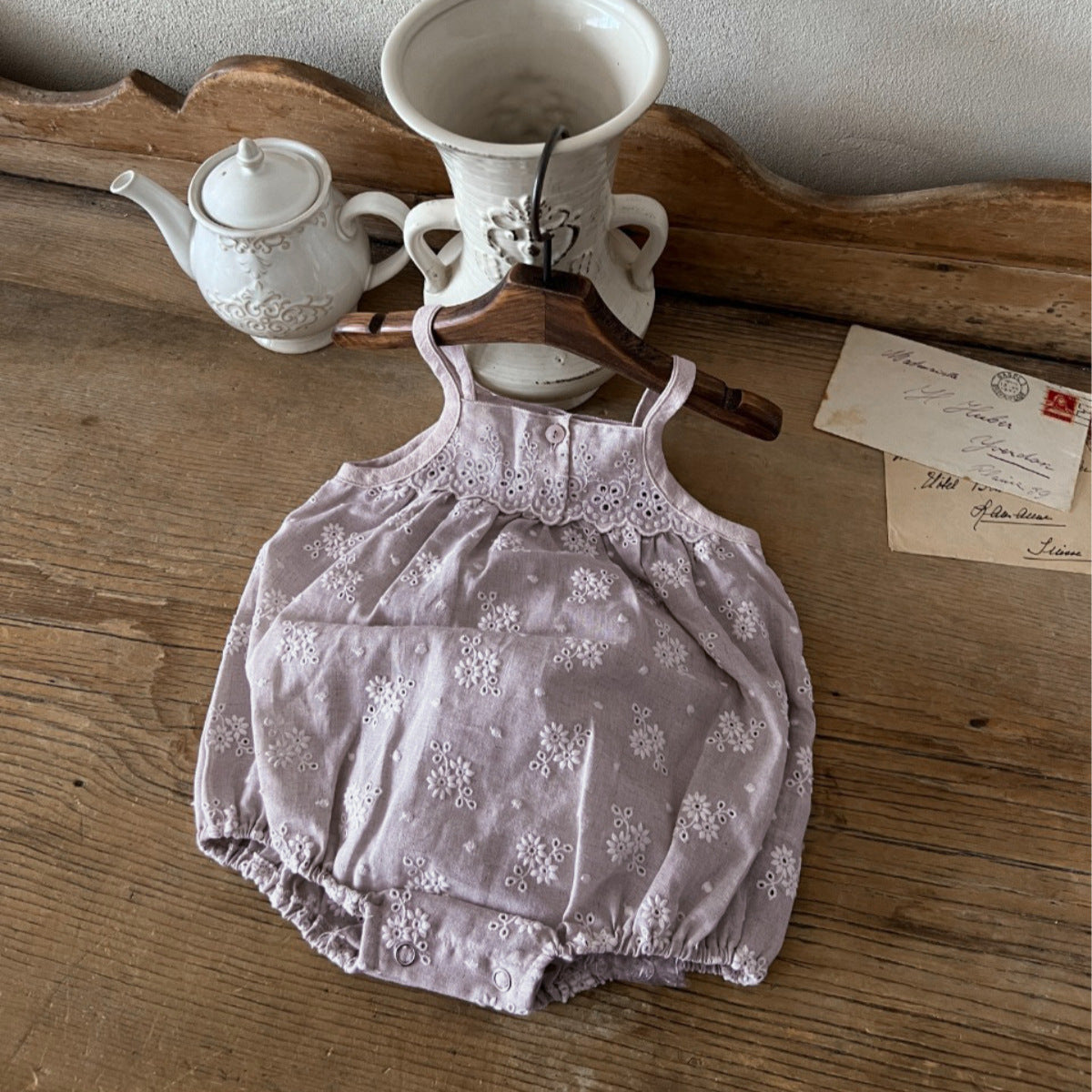 Summer Hot Selling Baby Kids Girls Vintage Sleeveless Flowers Embroidered Princess Onesies-2