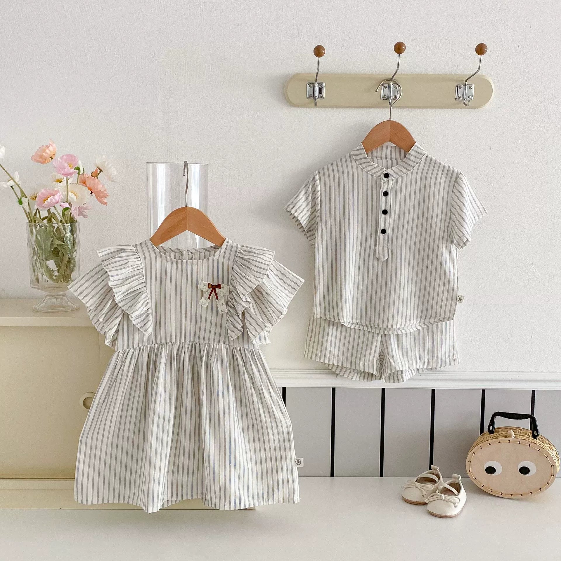 Summer Arrival Baby Girl Striped Pattern Short Sleeves Dress with Butterfly-bow Decoration-1
